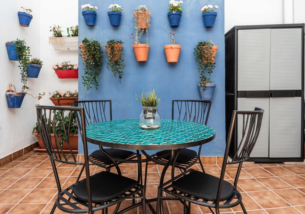 Apartment Urbanchicmalaga Historic Patio Free Parking