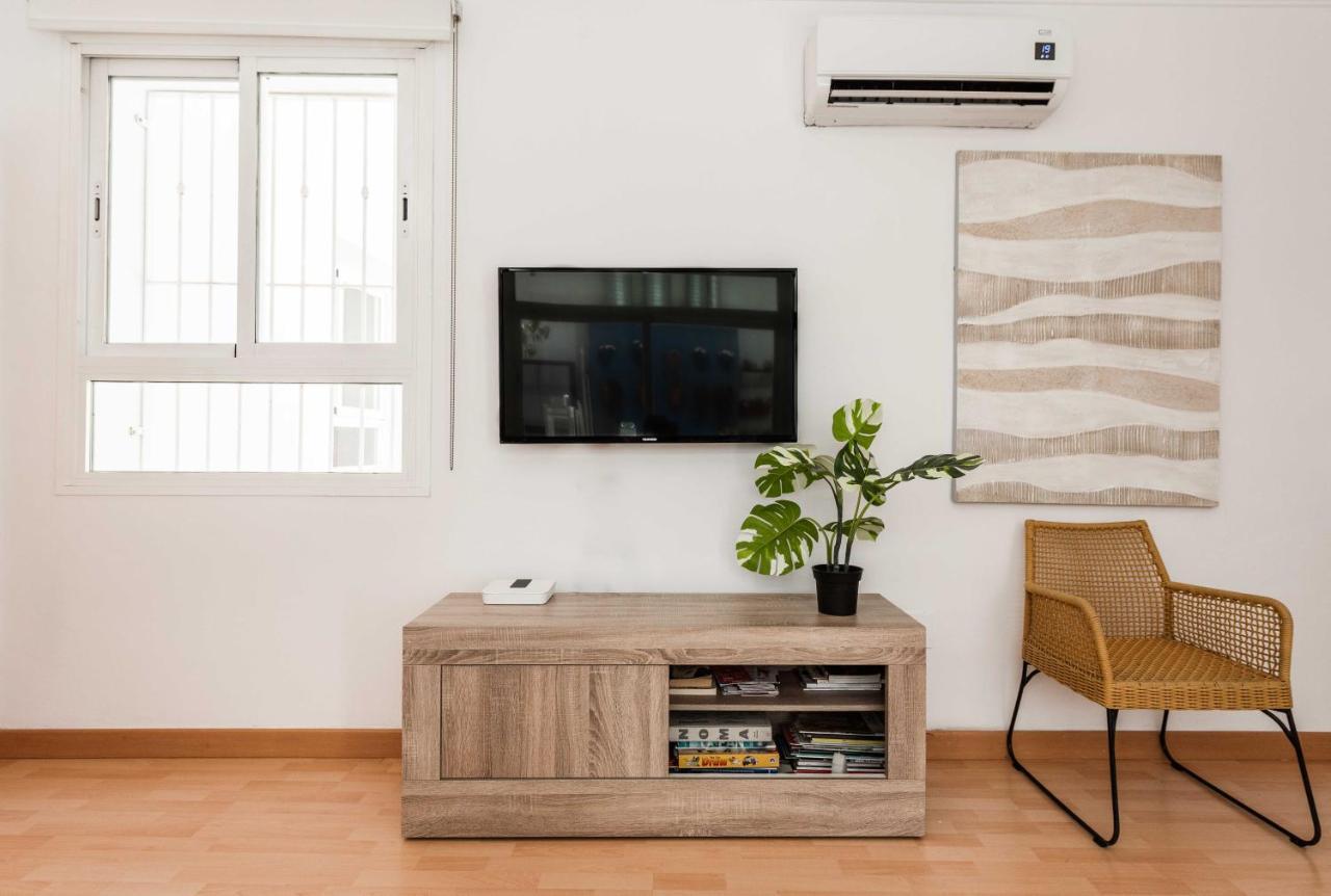 Apartment Urbanchicmalaga Historic Patio Free Parking